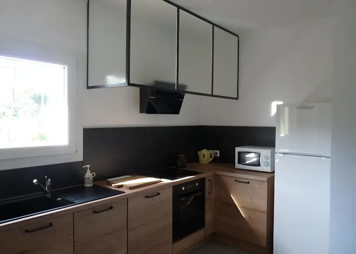 Independant Dans Villa, Entre Et St Raphael Daire *