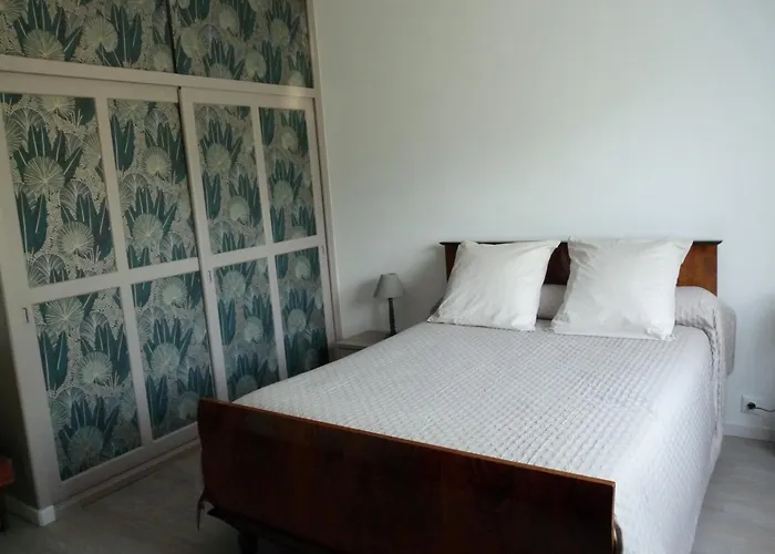 Independant Dans Villa, Entre Et St Raphael Daire *